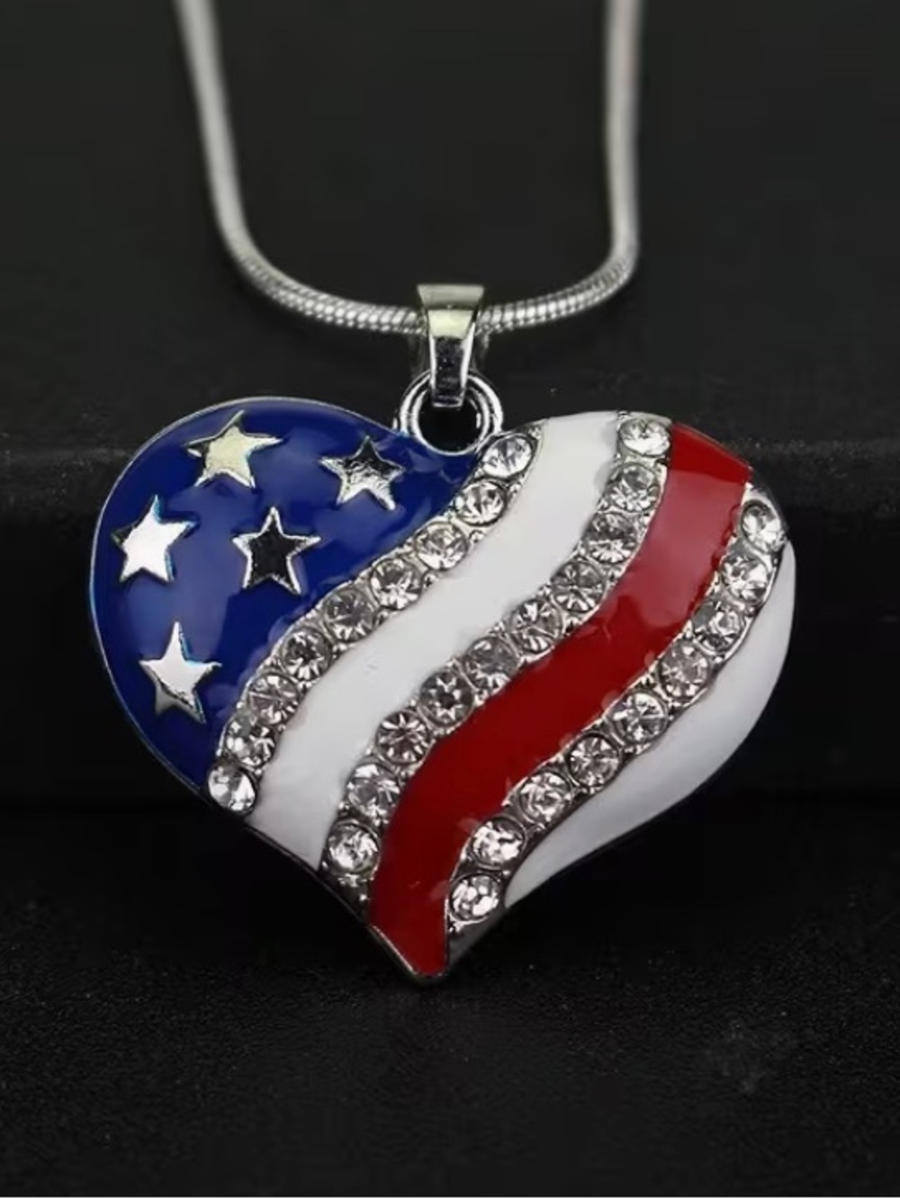 Dazzling Independence Day Heart Shaped Synthetic Zirconia Set. - Picture 3 of 5
